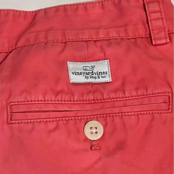 Vineyard Vines Club Short Size 32 - Picture 3 of 4